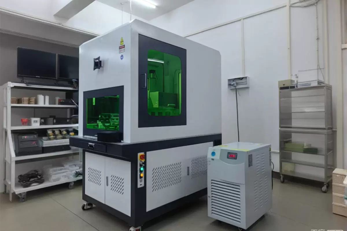 Blue light visual inspection equipment